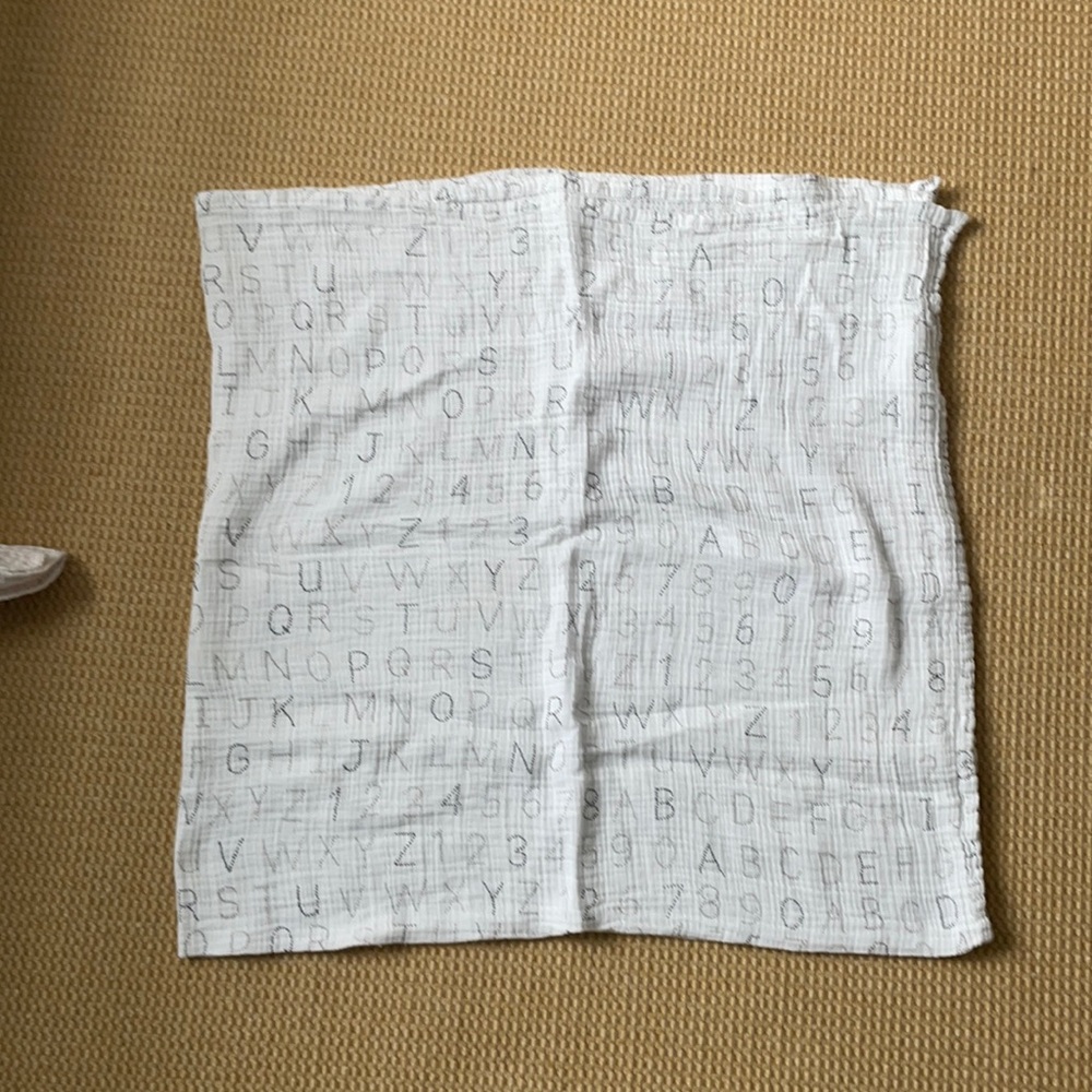Pehr abc123 swaddle/ muslin blanket